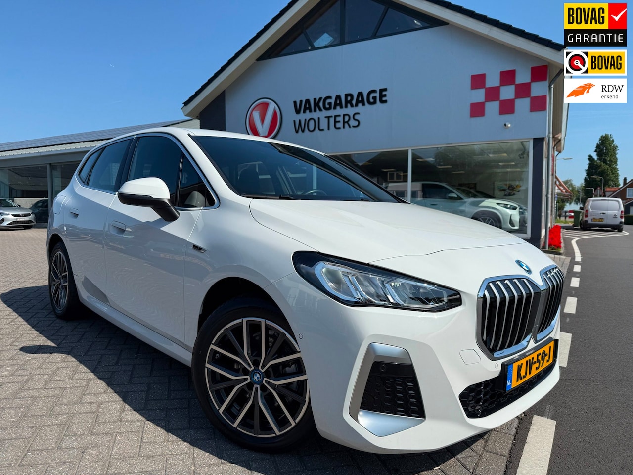 BMW 2-serie Active Tourer - 225e xDrive M Sportpakket Aut. RIJKLAARPRIJS! - AutoWereld.nl