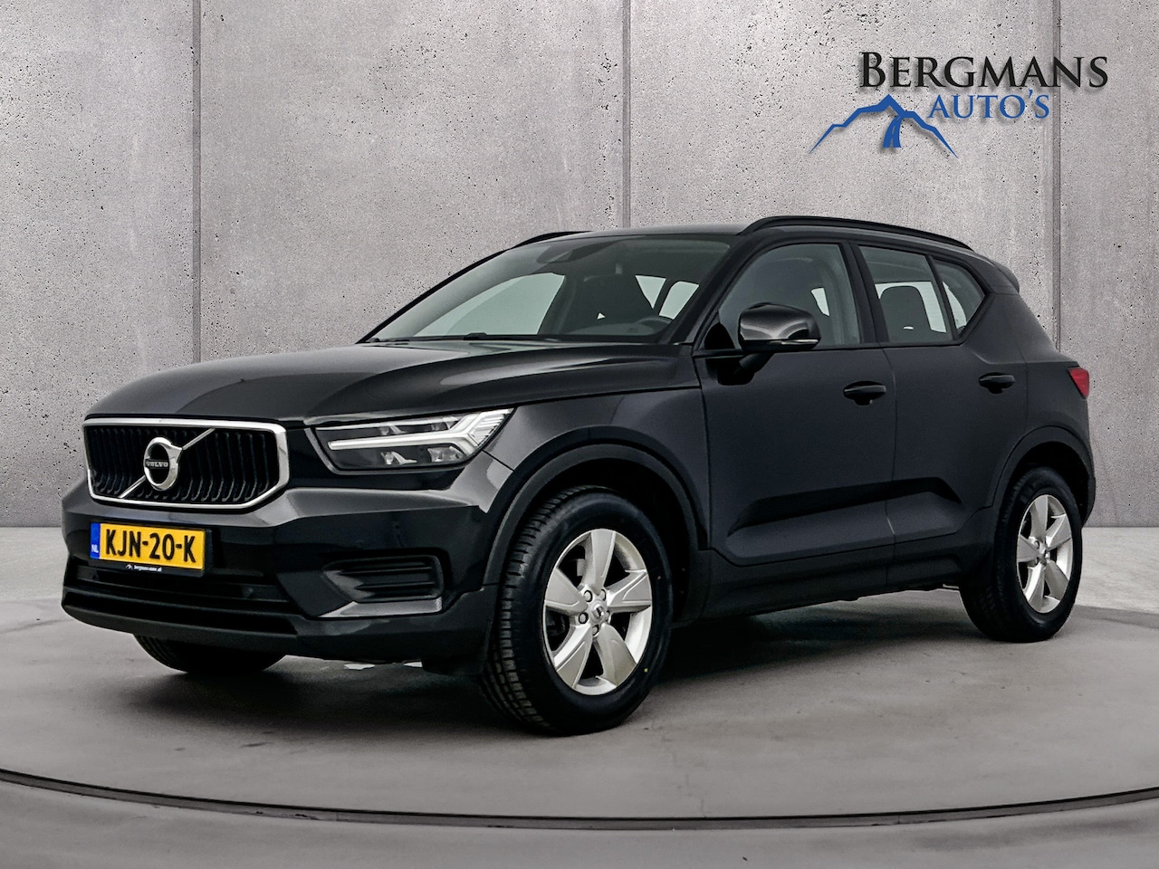 Volvo XC40 - - 1.5 T2 Essential // DEALERONDERHOUDEN // STOEL + STOEL VERWARMING // - AutoWereld.nl