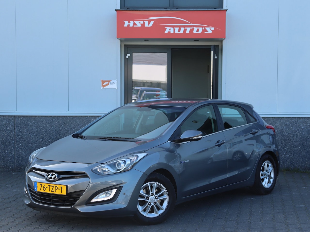 Hyundai i30 - 1.6 GDI Business Edition navi LM camera - AutoWereld.nl