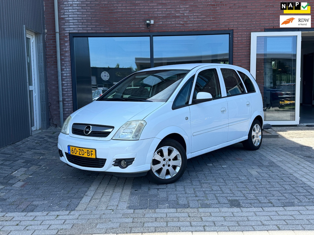 Opel Meriva - 1.6-16V Temptation | 06-2027 APK! | Airco | Trekhaak | - AutoWereld.nl