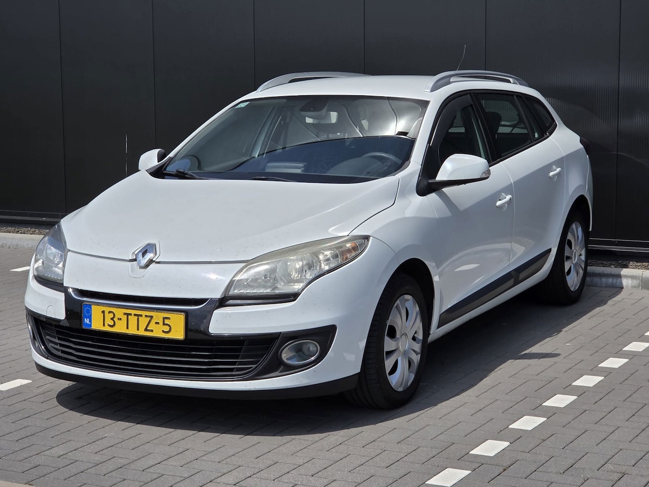 Renault Mégane Estate - 1.5 dCi Expression 1.5 dCi Expression - AutoWereld.nl