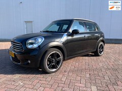 MINI Countryman - 1.6 Cooper Chili vol opties panoramadak airco navigatie stoelverwarming