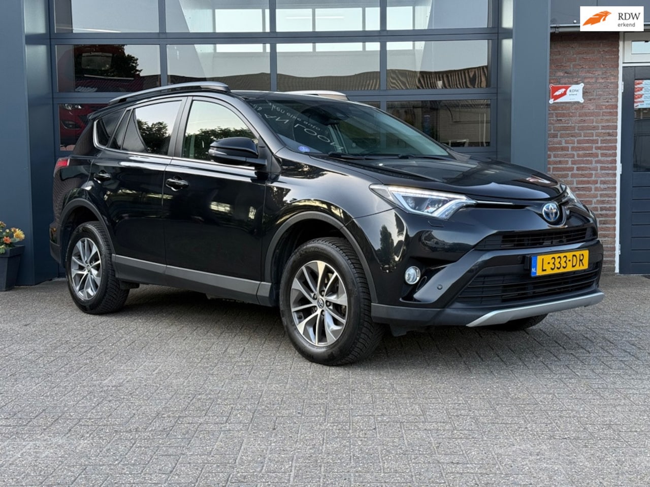 Toyota RAV4 - 2.5 Hybrid Style 2.5 Hybrid Style - AutoWereld.nl