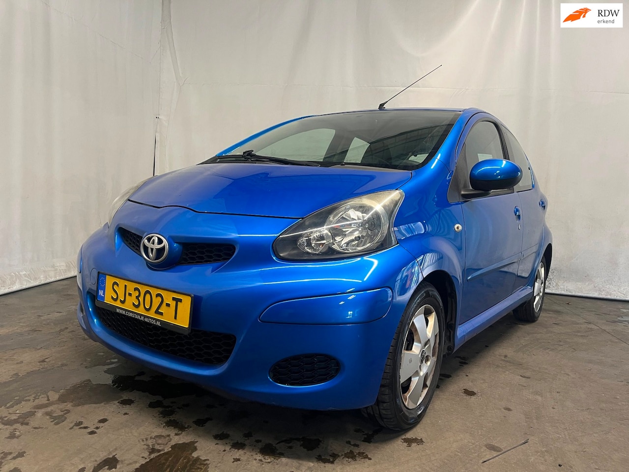 Toyota Aygo - 1.0-12V Access - Frontschade - AutoWereld.nl