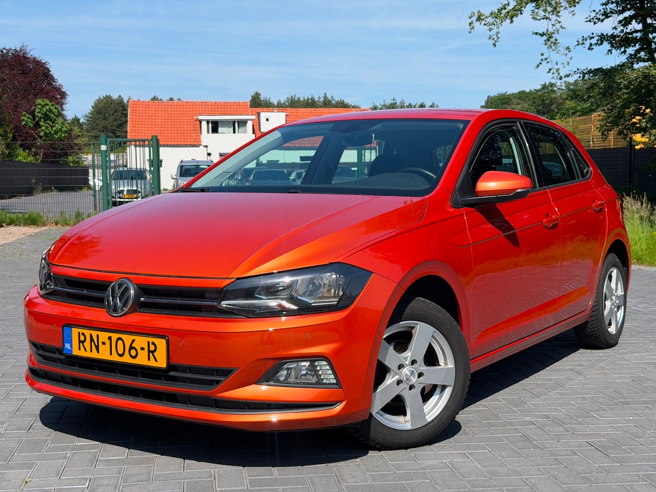 Volkswagen Polo - 1.0 TSI Comfortline/Cruise/Airco/PDC/Carplay - AutoWereld.nl