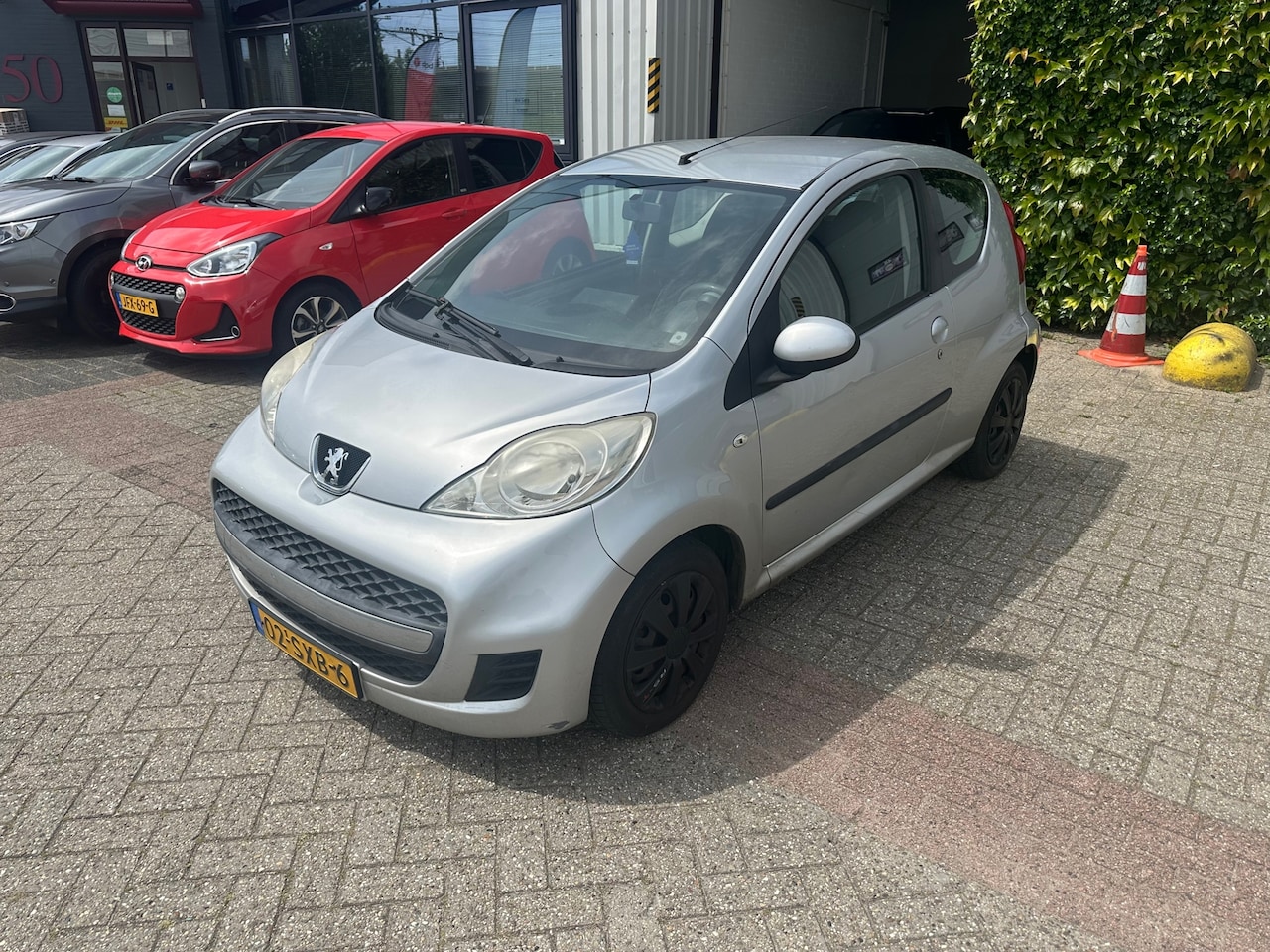 Peugeot 107 - 1.0-12V XS 1.0-12V XS - AutoWereld.nl