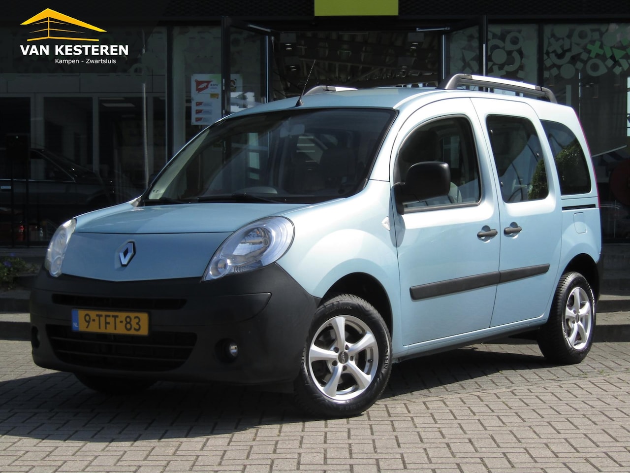 Renault Kangoo Family - 1.6 16V Expression / Trekhaak / 2x Schuifdeur - AutoWereld.nl