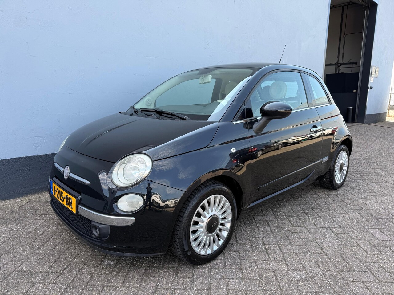 Fiat 500 - 1.2 Pop - Panorama Dak - Airco - LMV - AutoWereld.nl
