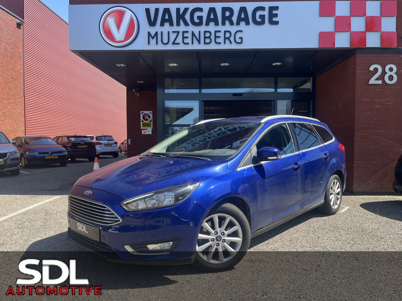 Ford Focus Wagon - 1.5 EcoBoost Titanium 150PK- 1e EIGENAAR, UNIEKE KM STAND // CAMERA+SENSOREN // NAVI+CARPL - AutoWereld.nl