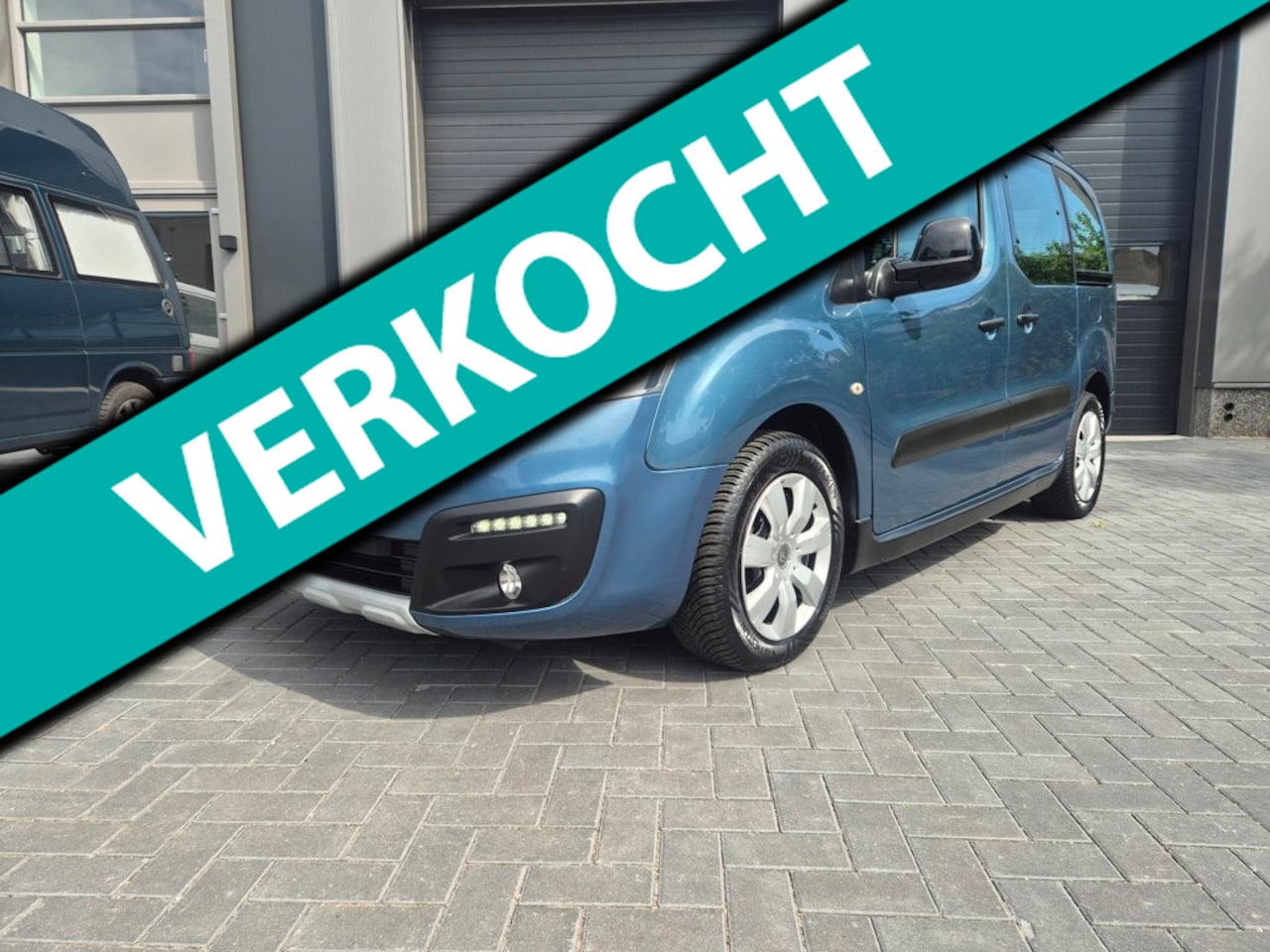 Citroën Berlingo - 1.6 BlueHDi Feel Airco personen uitvoering - AutoWereld.nl