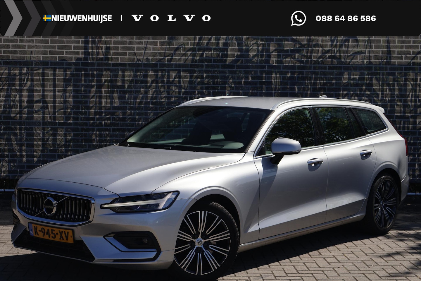 Volvo V60 - 2.0 B3 Inscription | Trekhaak | Navigatie | Apple Carplay | Android Auto | Keyless Entry | - AutoWereld.nl