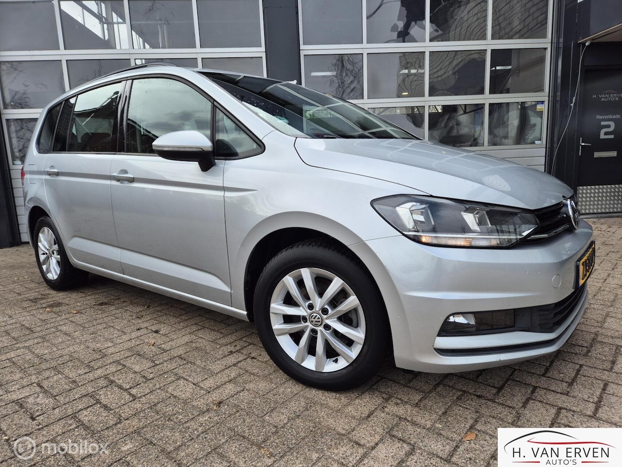 Volkswagen Touran - 1.2 7PERS 56000KM DEALERONDERHOUDEN - AutoWereld.nl