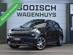 Lynk & Co 01 - 1.5 | Black Lines | Pano | Carplay | Camera |