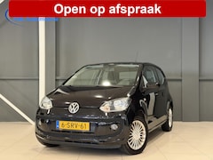 Volkswagen Up! - 1.0 high up BlueMotion | Navigatie | 3-drs | Lichtmetalen velgen |