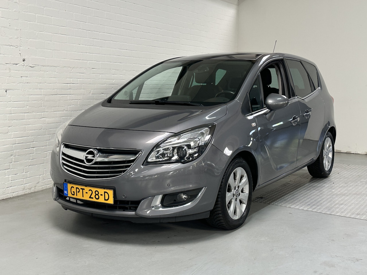 Opel Meriva - 1.4 Turbo Cosmo CLIMA / CRUISE / CEMERA / LMV VOLE OPTIES!!! - AutoWereld.nl