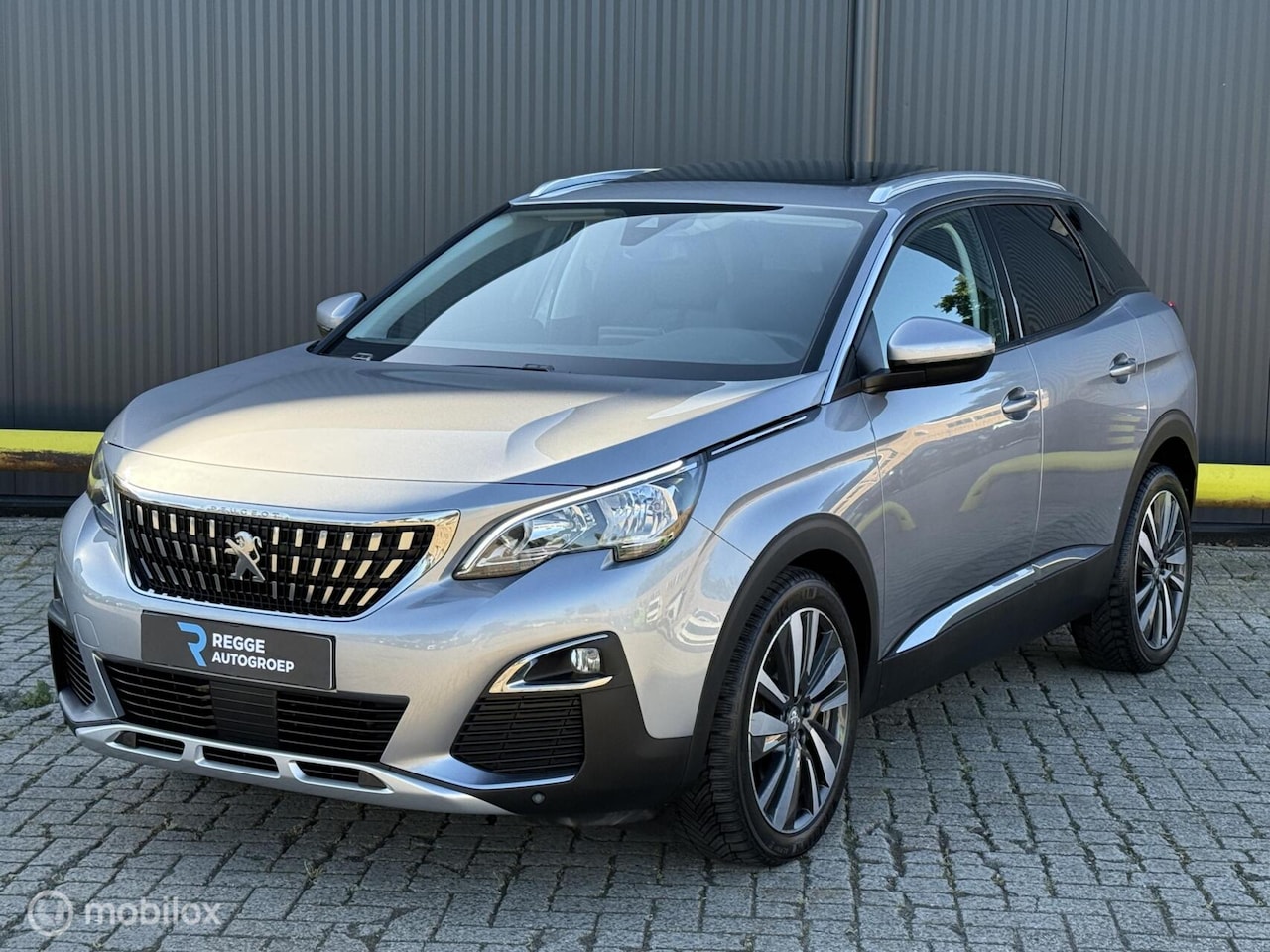 Peugeot 3008 - 1.2 PureTech Allure PANORAMADAK | AUTOMAAT - AutoWereld.nl