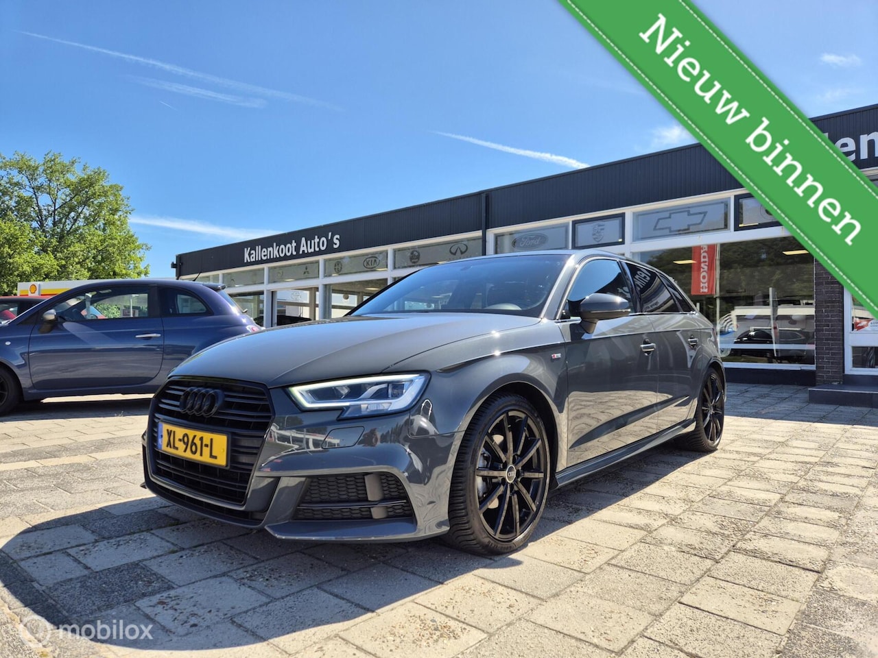 Audi A3 Sportback - 35 TFSI Automaat, 2x S-Line, Dolphin Grey - AutoWereld.nl