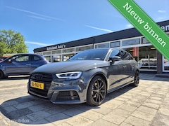 Audi A3 Sportback - 35 TFSI Automaat, 2x S-Line, Dolphin Grey