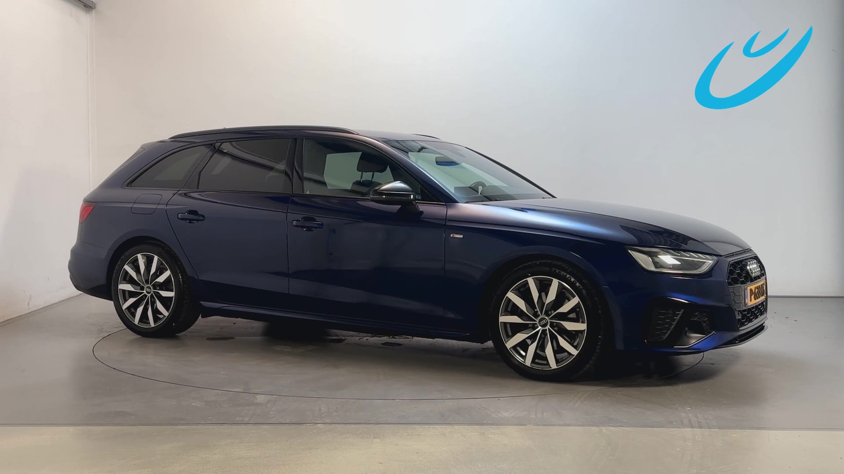 Audi A4 Avant - 35 TFSI S Edition Competition LED Sfeerverlichting Stoelverwarming Leder-Stof DAB+ - AutoWereld.nl