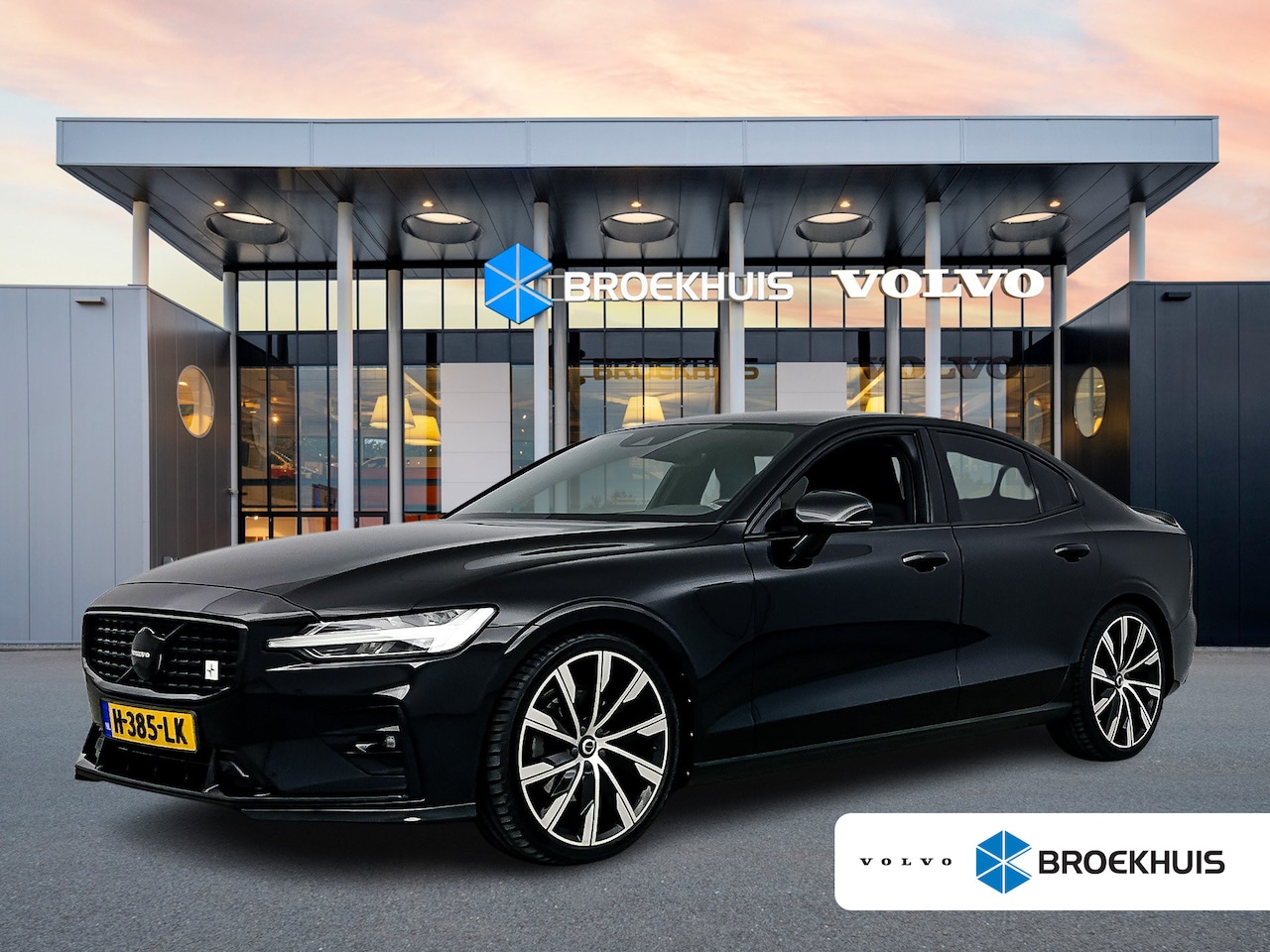 Volvo S60 - T4 Polestar Optimised R-Design | 20" | Exterior Styling Pack | Trekhaak | Adaptieve Cruise - AutoWereld.nl
