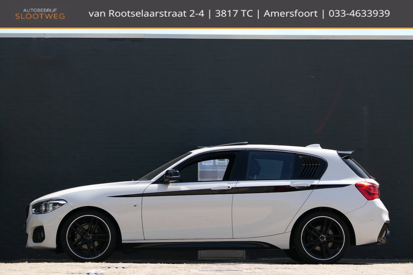 BMW 1-serie - 118i M-Sport High Executive Schuifdak | Leer | Harman Kardon | Carplay - AutoWereld.nl