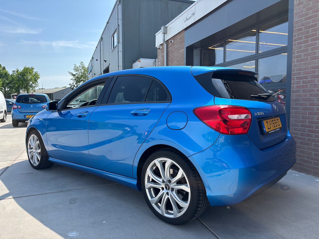 Mercedes-Benz A-klasse - 180 Prestige | Navi. Leder. Camera. Keyless. Lage km