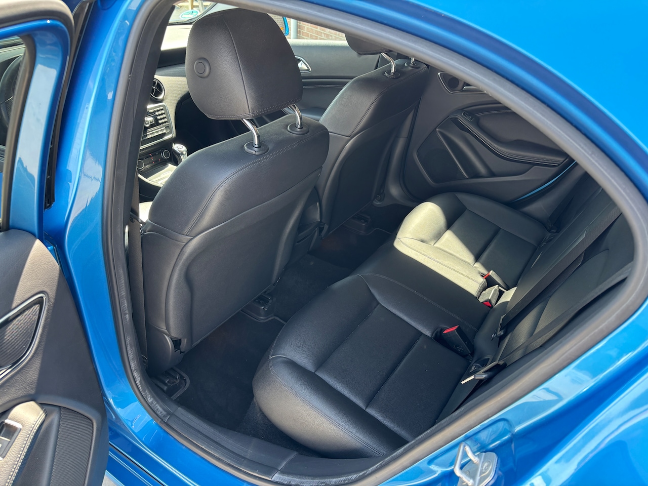 Mercedes-Benz A-klasse - 180 Prestige | Navi. Leder. Camera. Keyless. Lage km