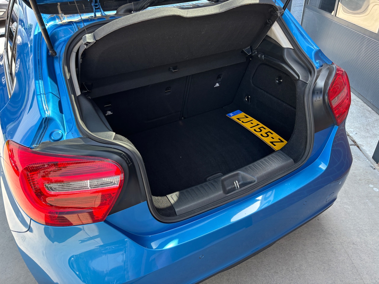 Mercedes-Benz A-klasse - 180 Prestige | Navi. Leder. Camera. Keyless. Lage km