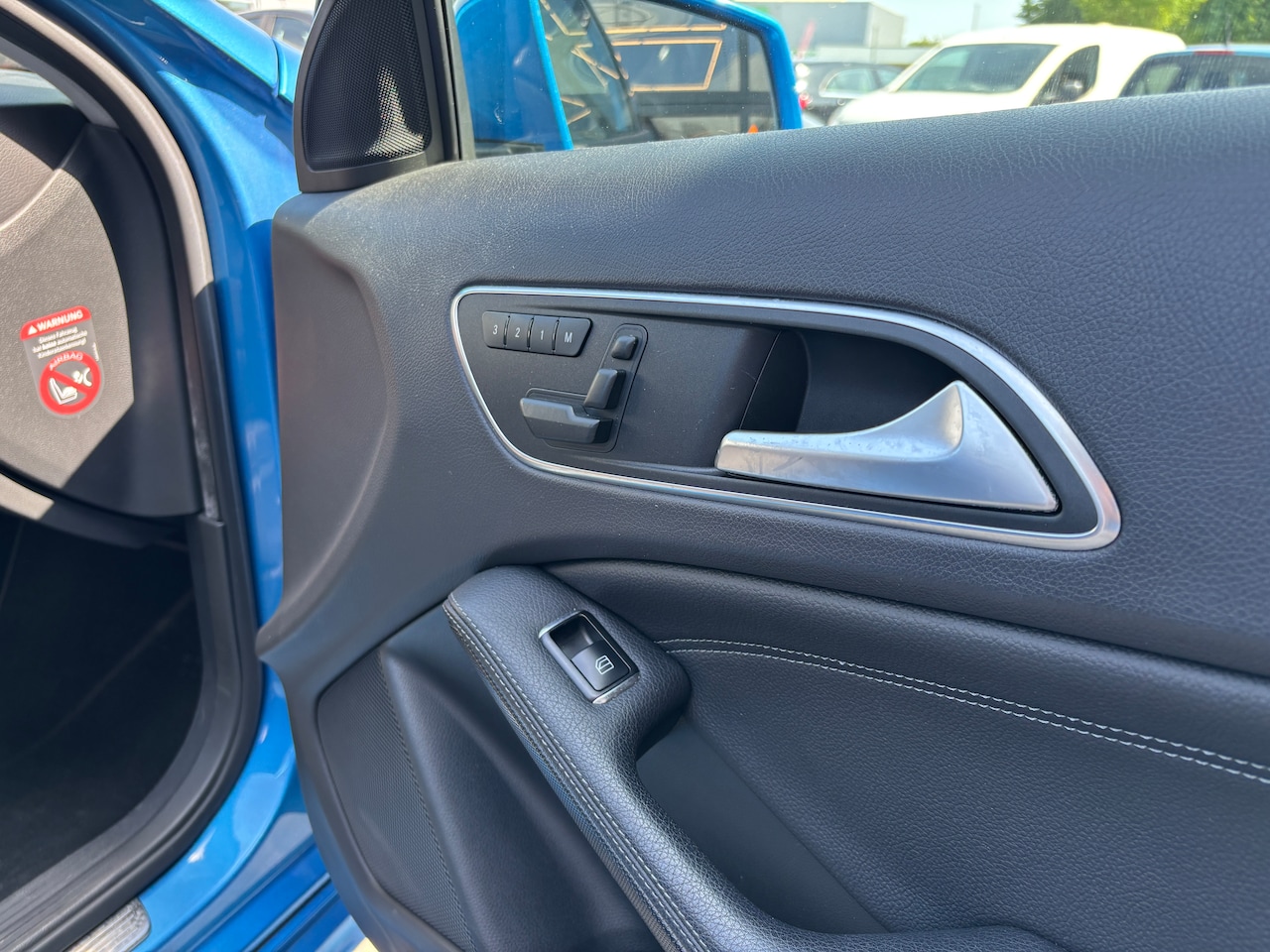 Mercedes-Benz A-klasse - 180 Prestige | Navi. Leder. Camera. Keyless. Lage km