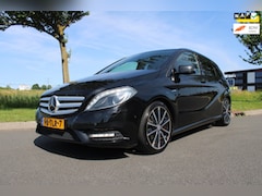 Mercedes-Benz B-klasse - 180 Ambition Climate Control Navigatie, APK 16--02-2027