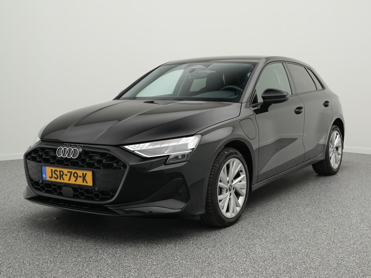 Audi A3 Sportback - Pro Line 40 TFSI e 150 kW / 204 PK Sportback | LED | Navigatie Via Smartphone | getint gla - AutoWereld.nl