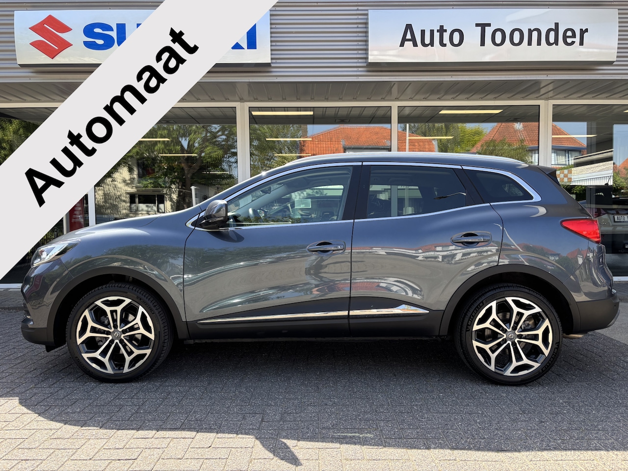 Renault Kadjar - Automaat 1.3 TCe Black Edition/Leer/Panoramadak - AutoWereld.nl
