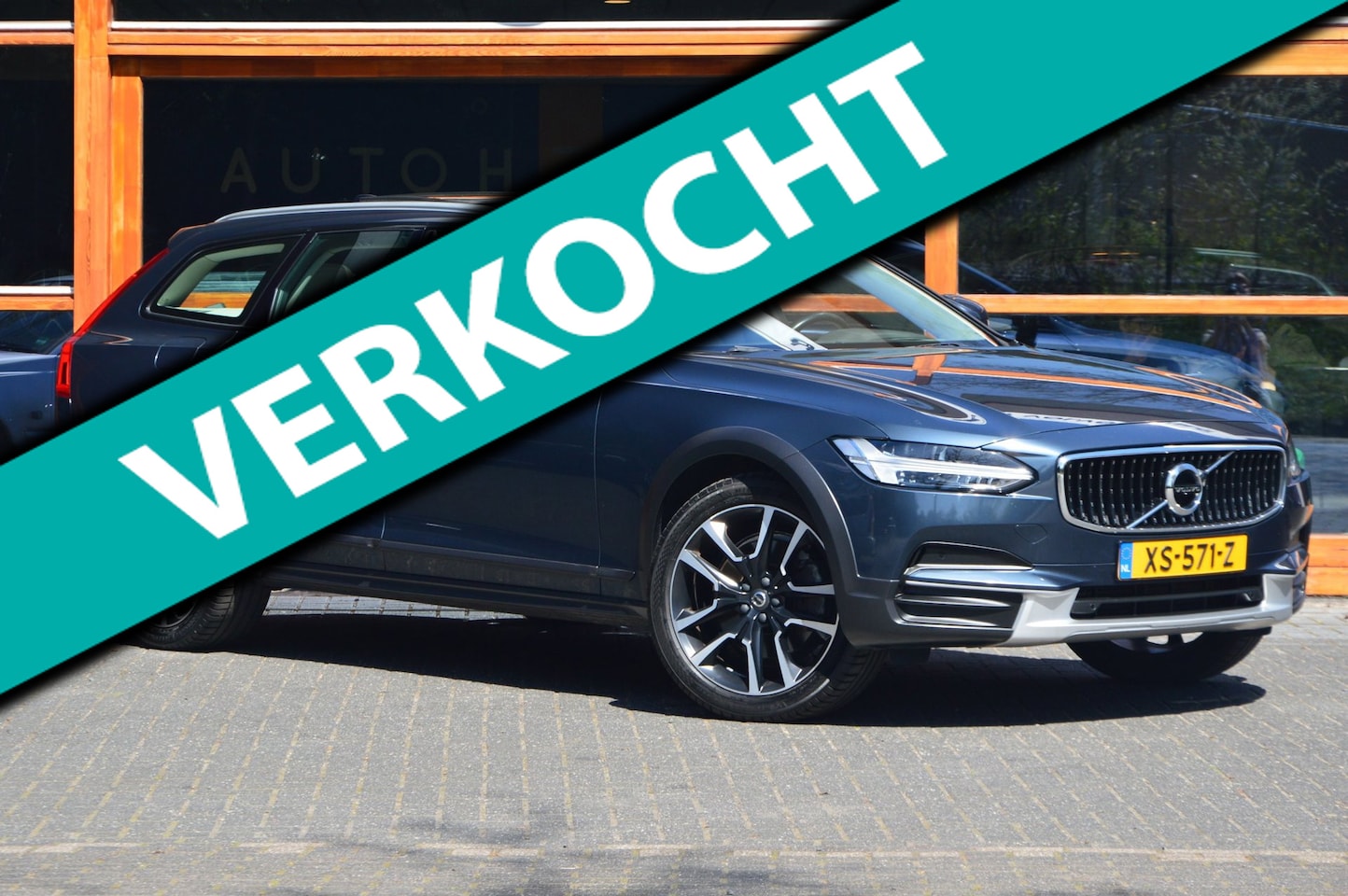 Volvo V90 Cross Country - T5 AWD | Panoramadak | Trekhaak | Head-Up Display | Apple CarPlay | Stoelverwarming | Memo - AutoWereld.nl