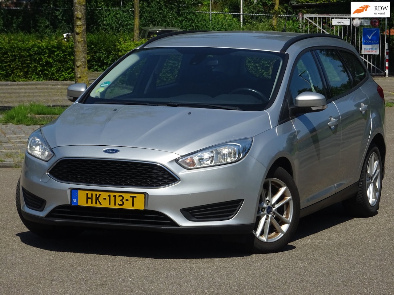 Ford Focus Wagon - 1.5 TDCI Trend Edition BJ2015 NAP/NAVI/PDC - AutoWereld.nl
