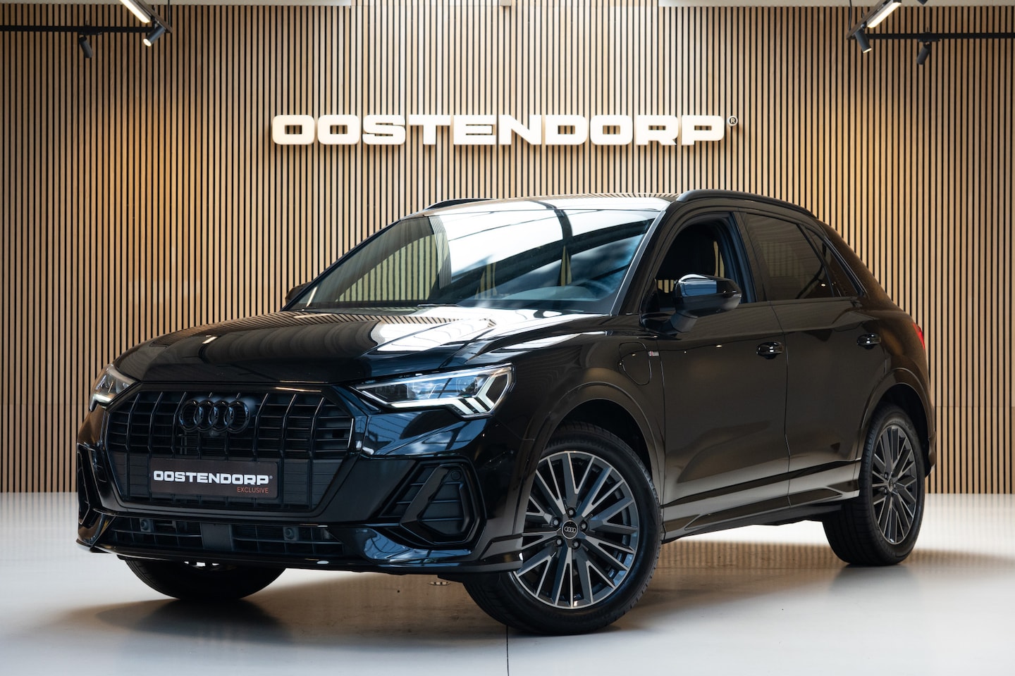 Audi Q3 - 45TFSIe/245pk S-Line Blackstyle|2022|Leer+memory|Matrix|Keyless|PDC+360Camera|Sonos|Navi|C - AutoWereld.nl