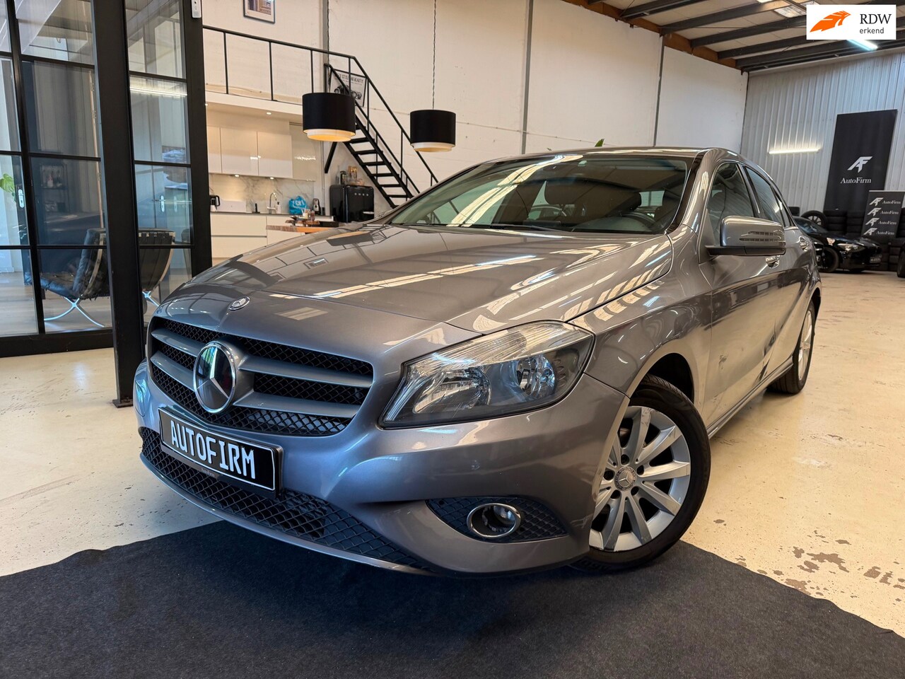 Mercedes-Benz A-klasse - Prestige Automaat Cruise Control Navi Lichtmetalen velgen - AutoWereld.nl