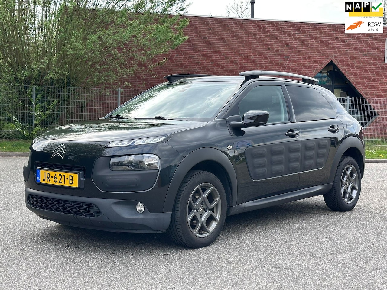 Citroën C4 Cactus - 1.2 PureTech Shine Achteruit camera*Navigatie*Dealer onderhouden*Cruise*Clima*NAP*LM velge - AutoWereld.nl