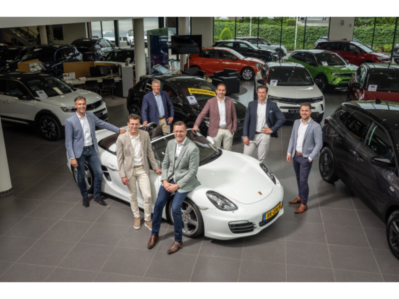 MINI Countryman - 2.0 Cooper S John Cooper Works 179 Pk Automaat Navi / DAB / Apple Carplay / Camera - AutoWereld.nl