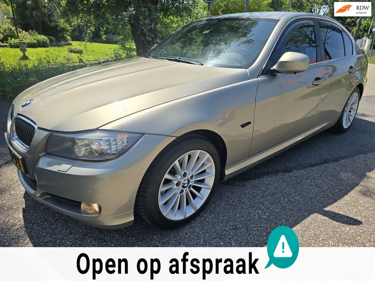 BMW 3-serie - 325i/AUTOMAAT/trelhaak/airco/CC/xenon-led - AutoWereld.nl
