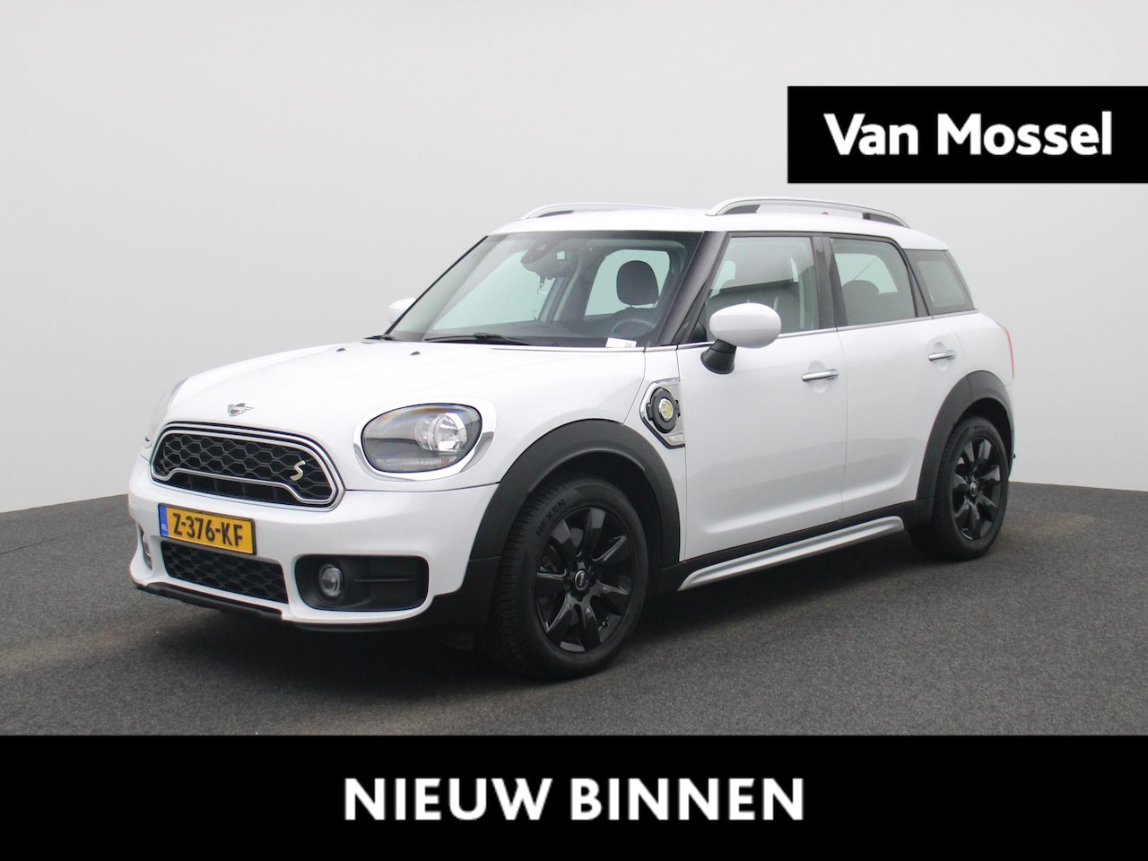 MINI Countryman - 1.5 Cooper ALL4 Business Edition | AUTOMAAT | CLIMATE CONTROL | CRUISE CONTROL | NAVIGATIE - AutoWereld.nl