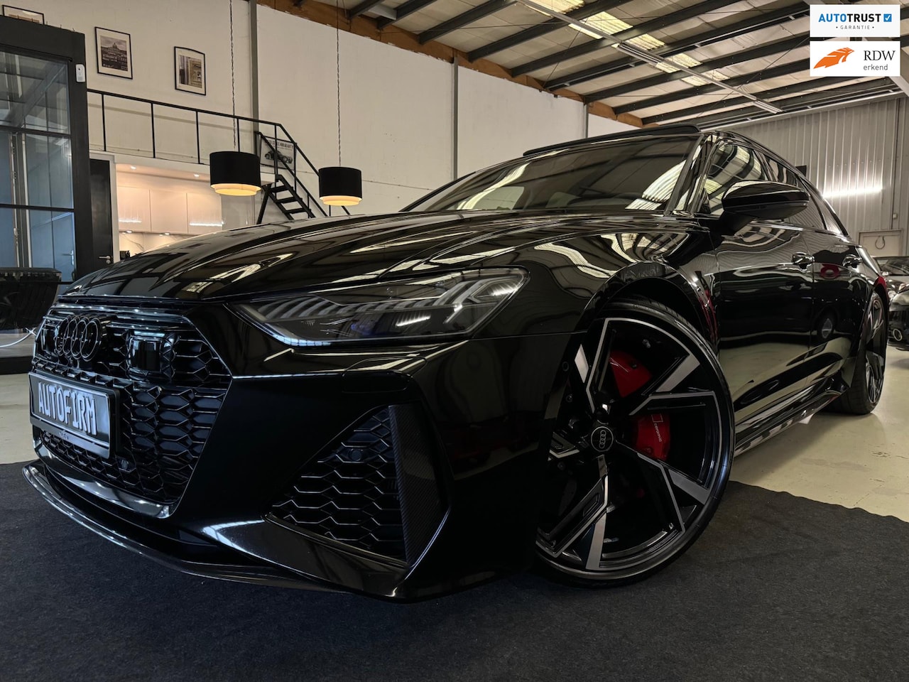 Audi A6 Avant - RS 6|Keramisch|Panoramadak|Carbon Exterieur|600PK | - AutoWereld.nl