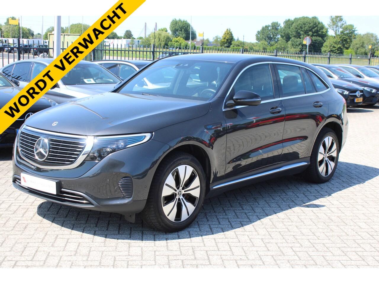 Mercedes-Benz EQC - 400 4MATIC Business Solution 80 kWh LEDER CAMERA TREKHAAK - AutoWereld.nl