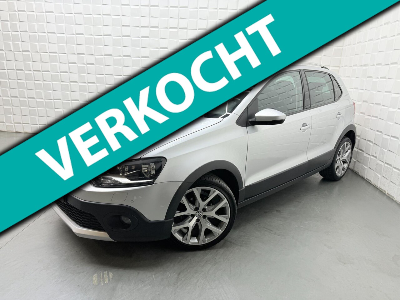 Volkswagen Polo - CROSS 1.2 TSI AUTOMAAT CAMERA CARPLAY - AutoWereld.nl