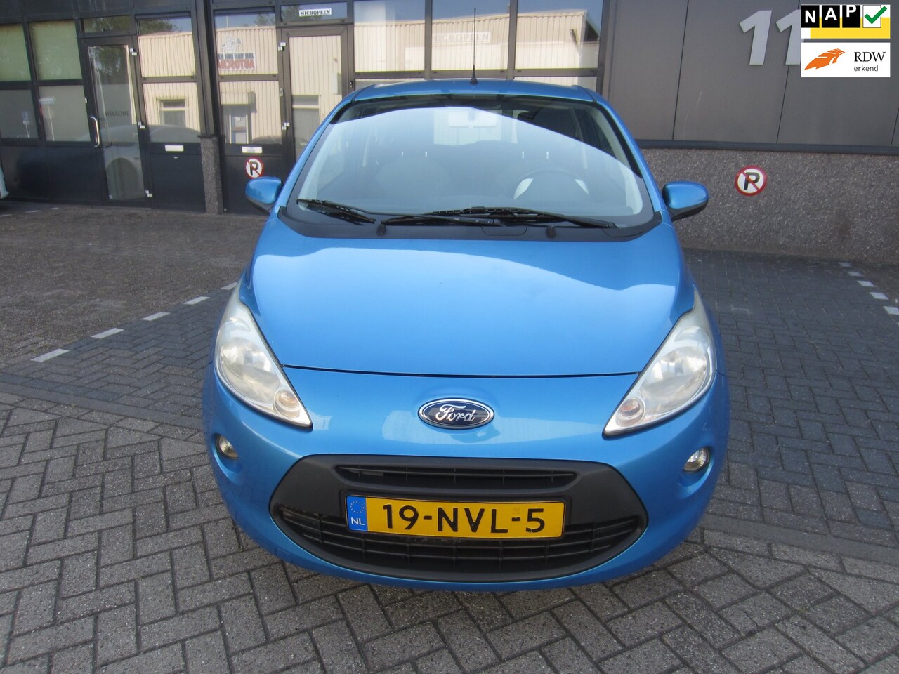 Ford Ka - 1.2 Titanium X 2010 Airco 120.000KM NAP! APK! - AutoWereld.nl
