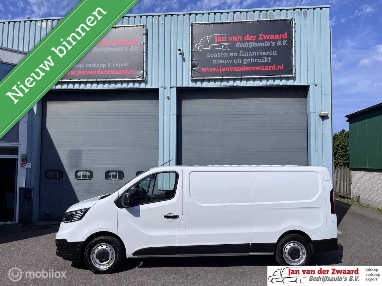 Renault Trafic - bestel 2.0 dCi 130 T30 L2H1 Business - AutoWereld.nl