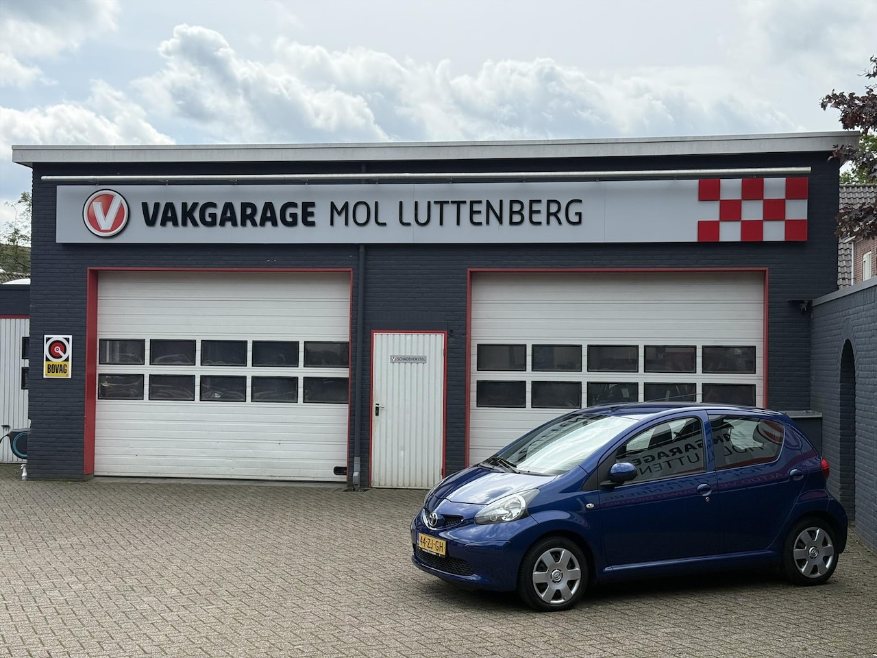 Toyota Aygo - 1.0 12V VVT-I 5DRS MMT Plus, AUTOMAAT - AutoWereld.nl