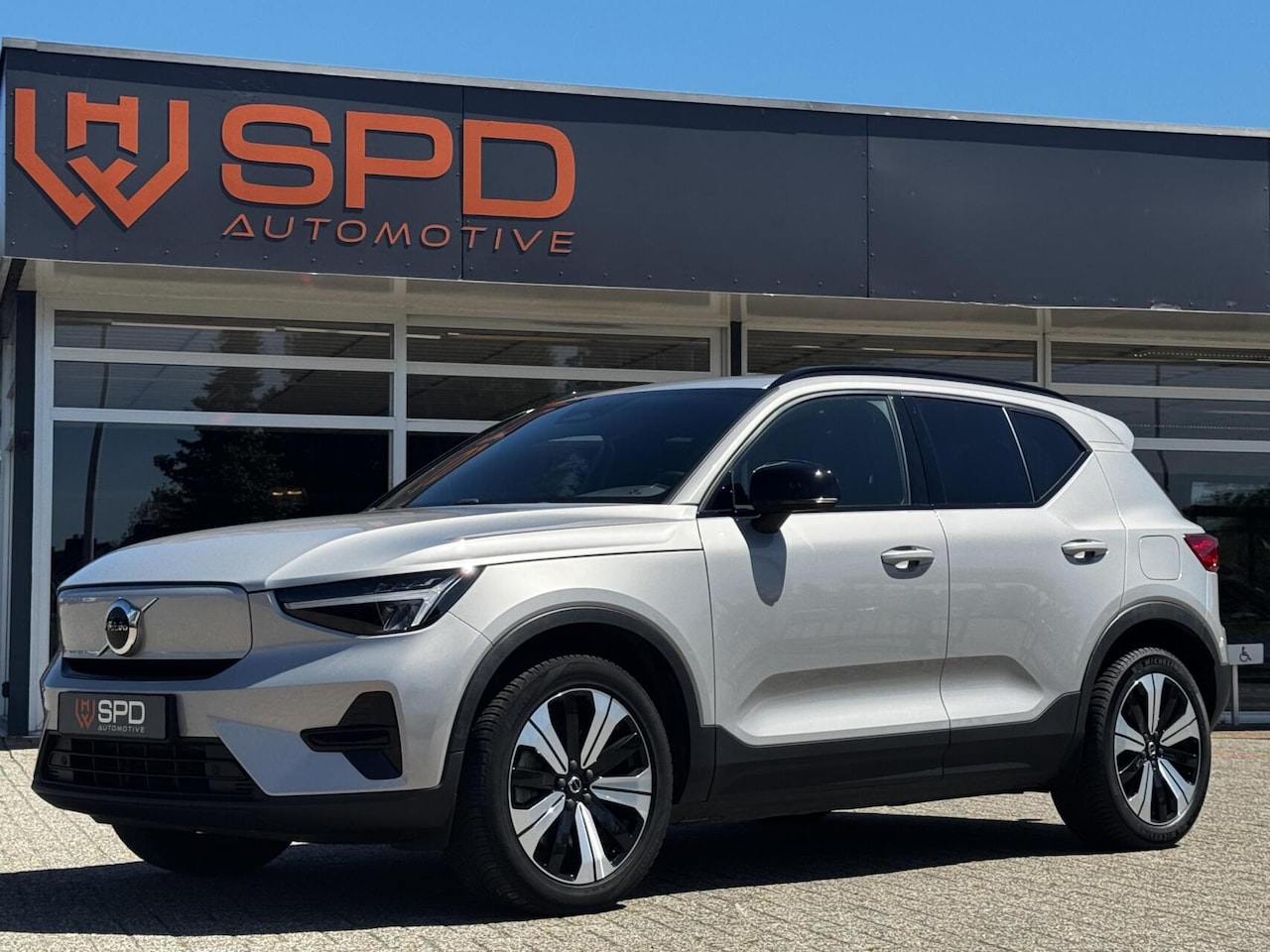 Volvo XC40 - Recharge Core|232Pk|Carplay|Camera|SOH95%|Trekhaa - AutoWereld.nl