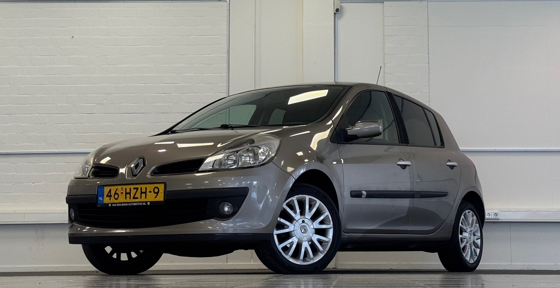Renault Clio - 1.2 TCE Collection Airco NAP 100% onderhouden - AutoWereld.nl