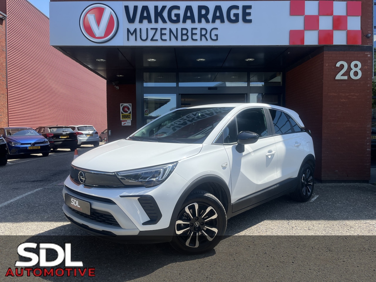 Opel Crossland - 1.2 Turbo Elegance // AFN. TREKHAAK // CAMERA // CLIMA // APPLE-ANDROID AUTO // CRUISE // - AutoWereld.nl