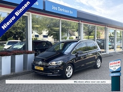 Volkswagen Golf Sportsvan - 1.2 TSI 110PK Business Edition - PDC v+a | Nav | Stoelverw. | Dodehoek | Trekaak
